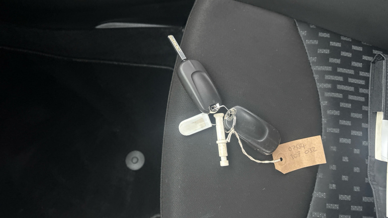 Vauxhall Viva 1.0 [73] SE 5dr [A/C] Petrol Hatchback